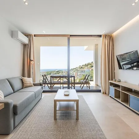 Blue Horizon - Balcony & Seaview