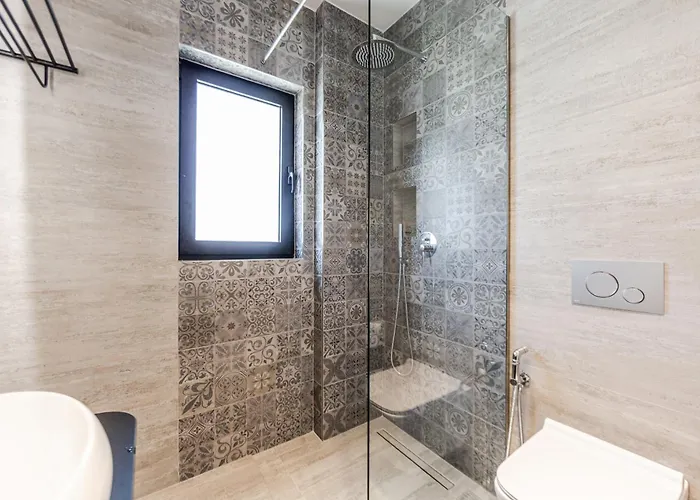 아파트 Blue Horizon - Balcony & Seaview By Pikhost