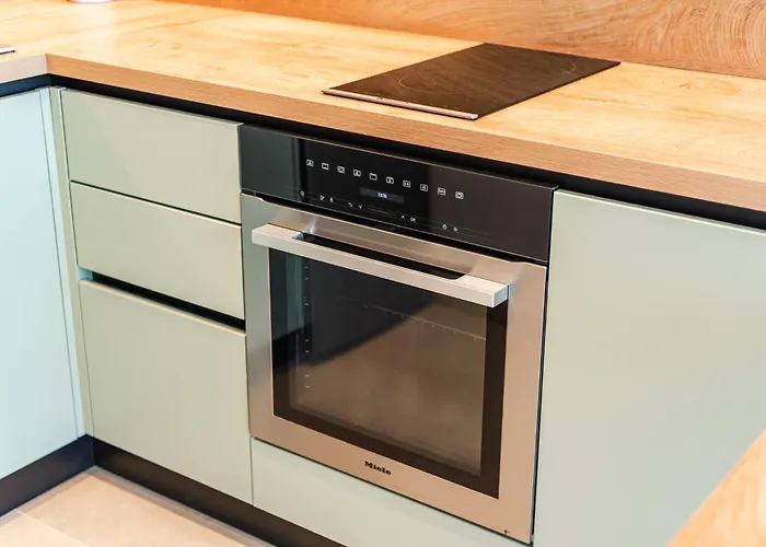 Blue Horizon - Balcony & Seaview By Pikhost 아파트 Sarandë